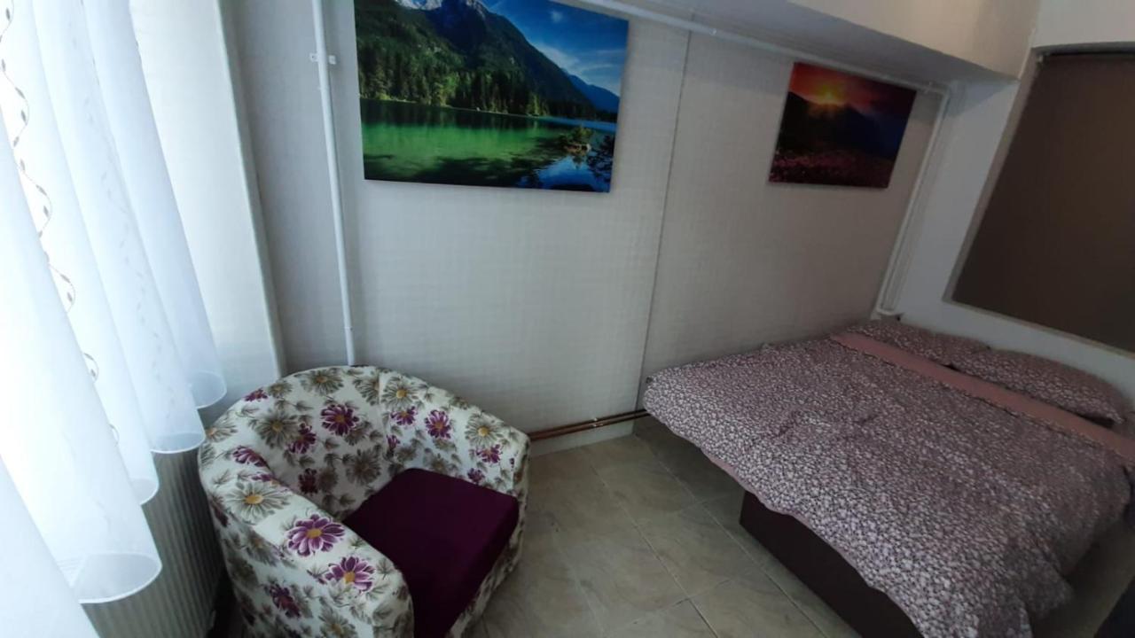 Monik Apartament 시나이아 외부 사진